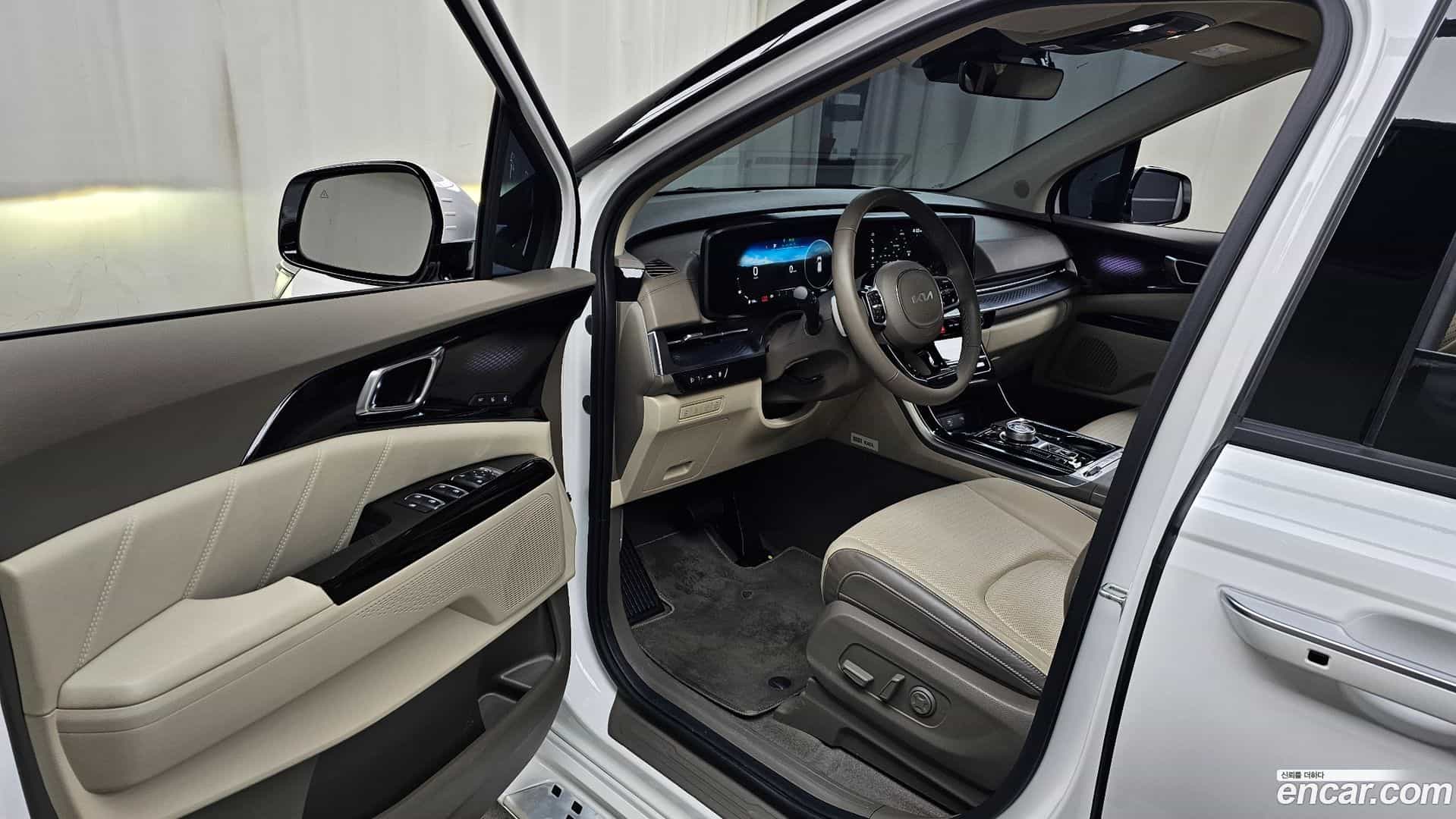 Canival Kia 2023.4-INNER-010