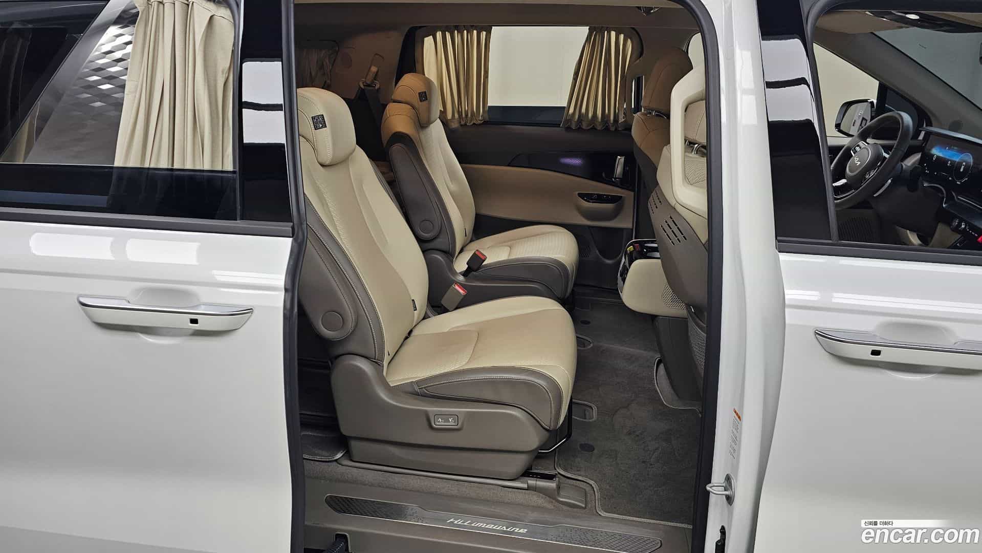 Canival Kia 2023.4-OPTION-015