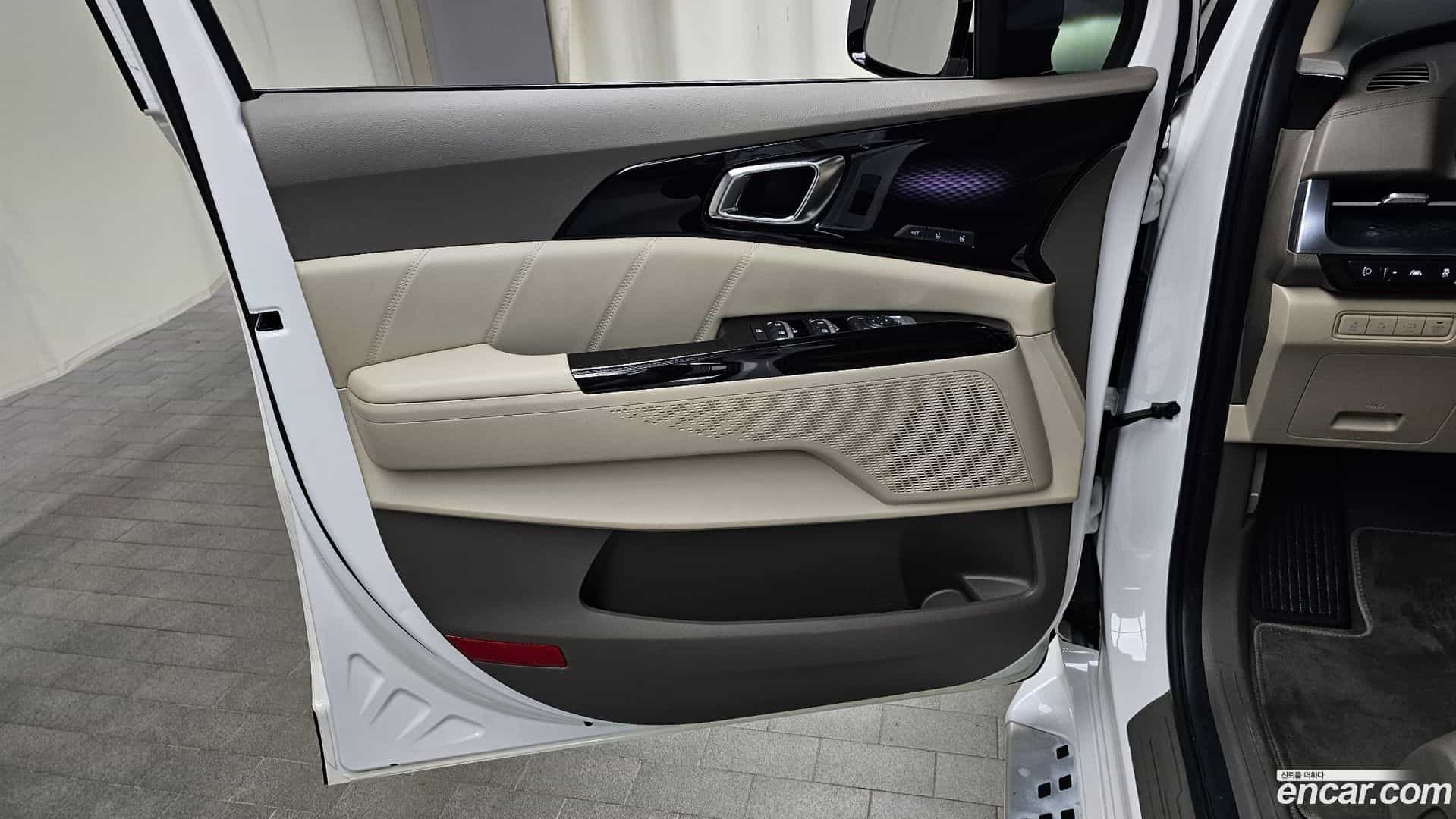 Canival Kia 2023.4-INNER-034