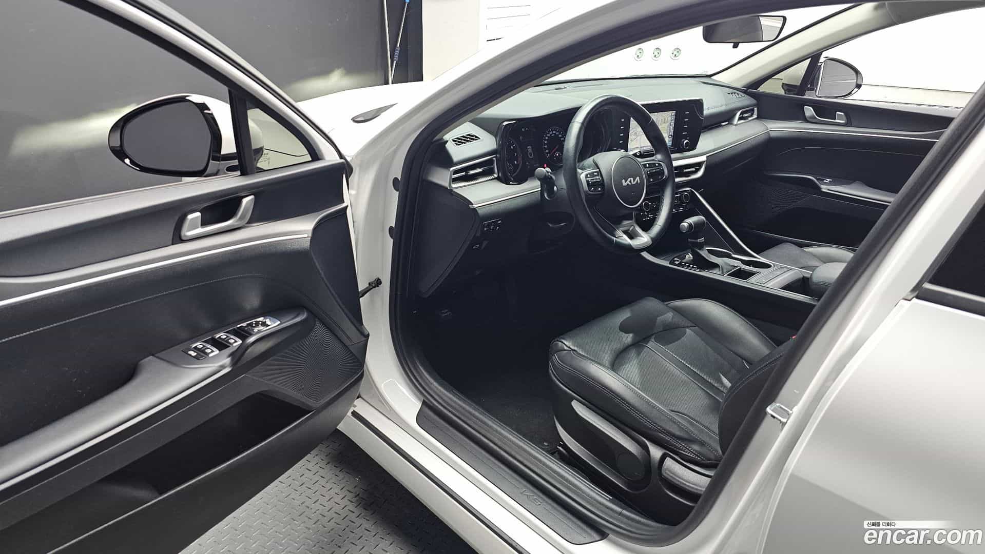 K5 Kia 2023.10-INNER-010