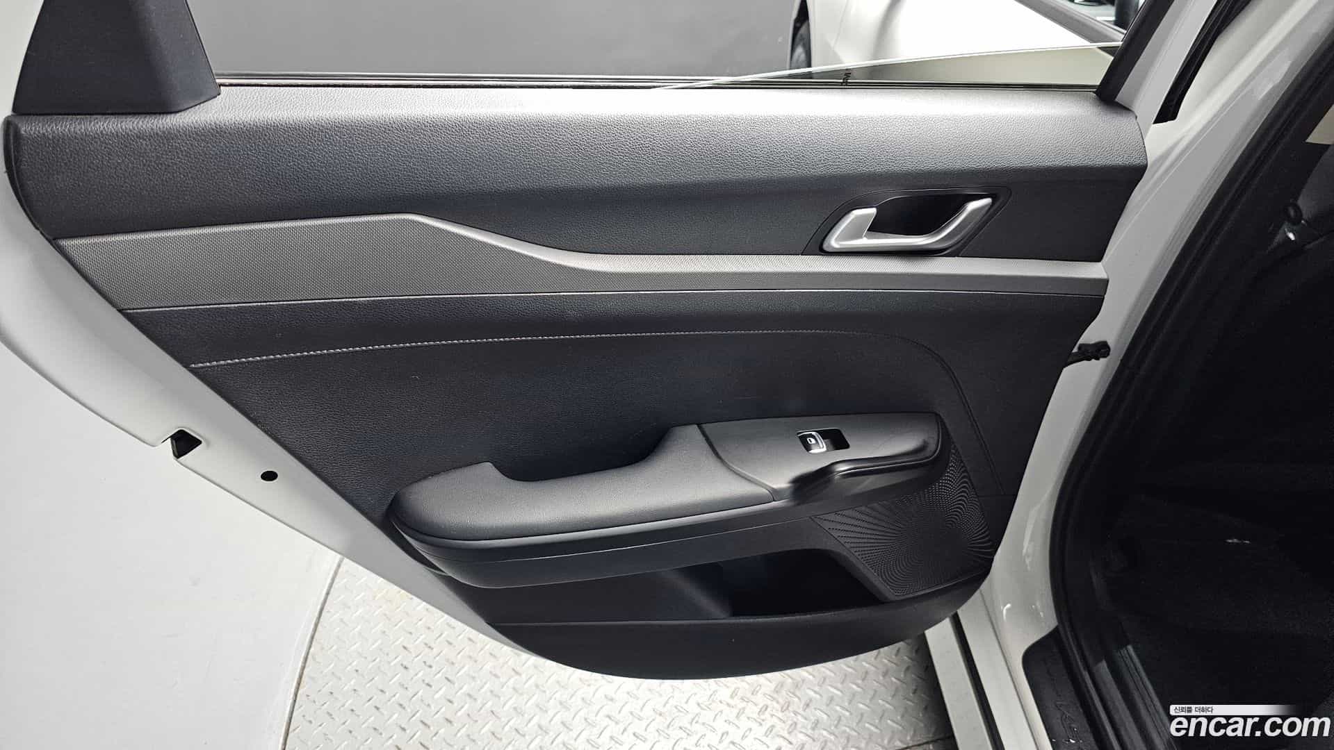 K5 Kia 2023.10-INNER-035