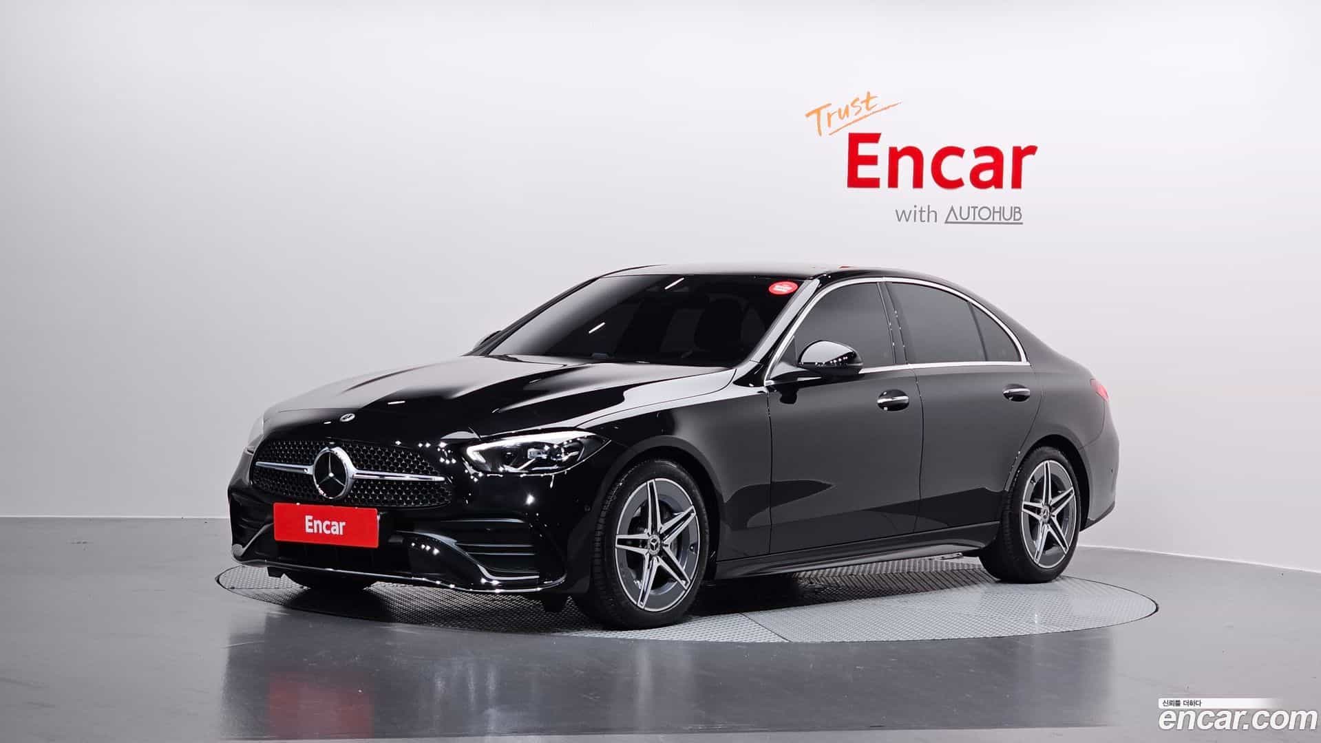 C-Class Mercedes-Benz 2025.10-OUTER-001