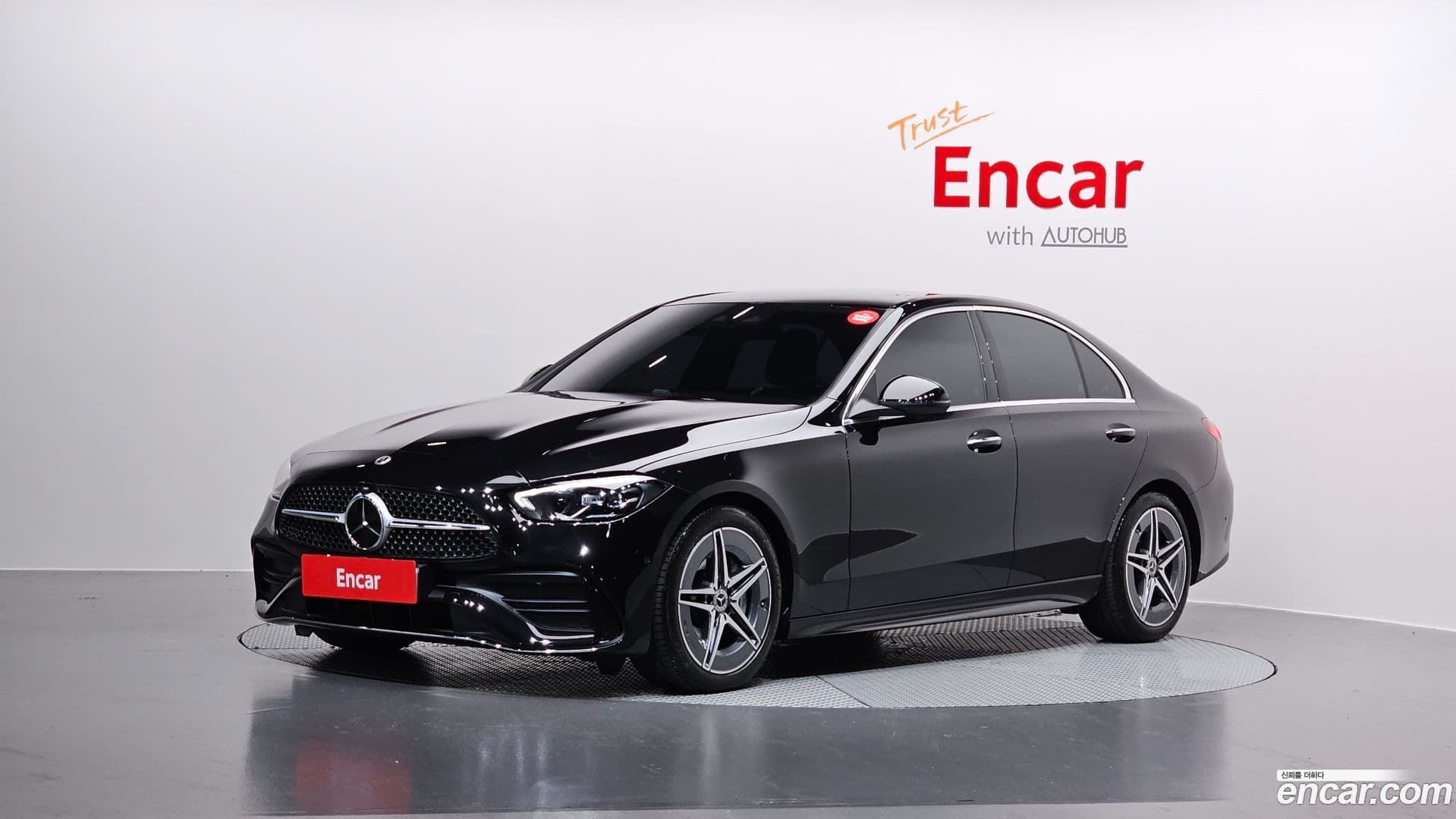 Main__Slider__Photo:C-Class Mercedes-Benz 2025.10-0