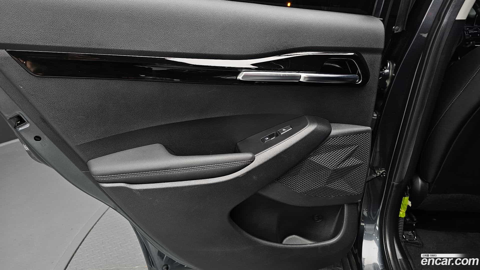 Seltos Kia 2022.4-INNER-035