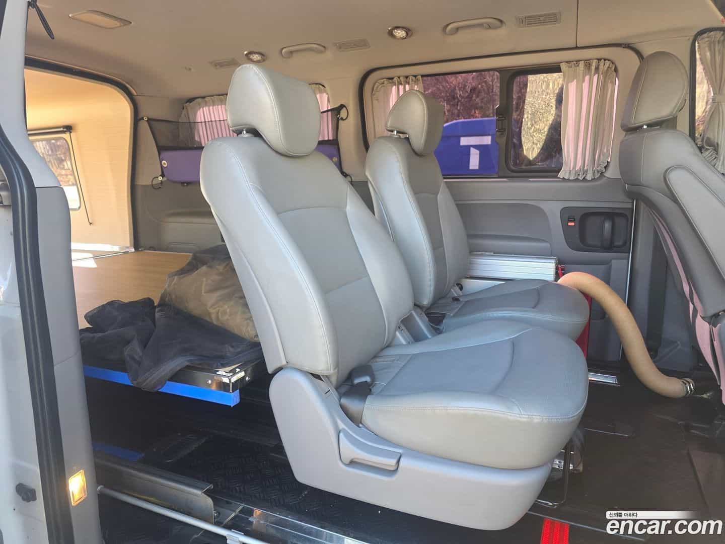 Starex Hyundai 2018.1-OPTION-022