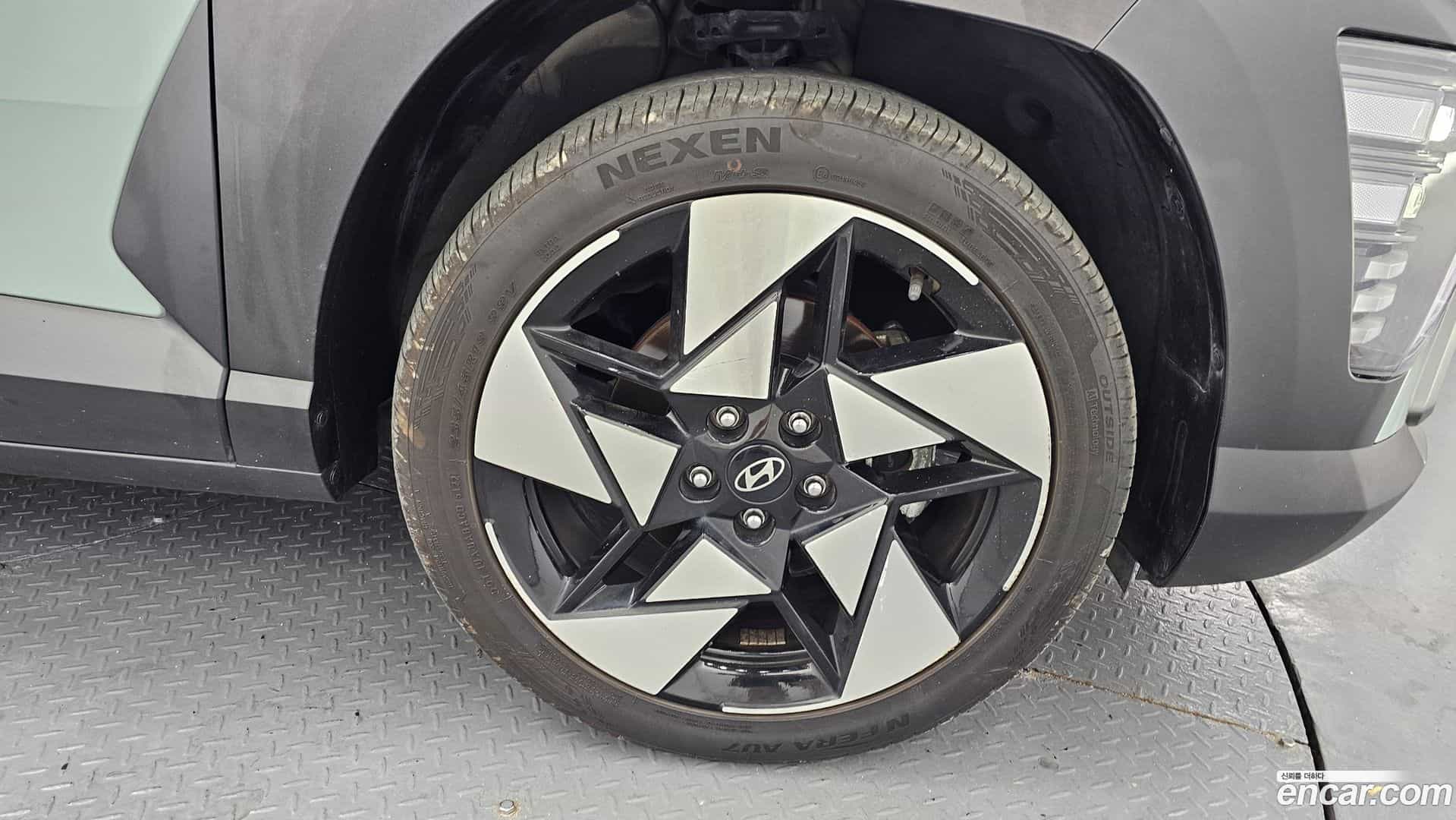 Kona Hyundai 2023.2-OUTER-031