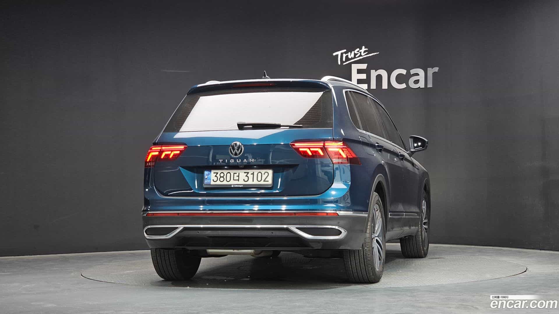 Tiguan Volkswagen 2021.10-OUTER-004