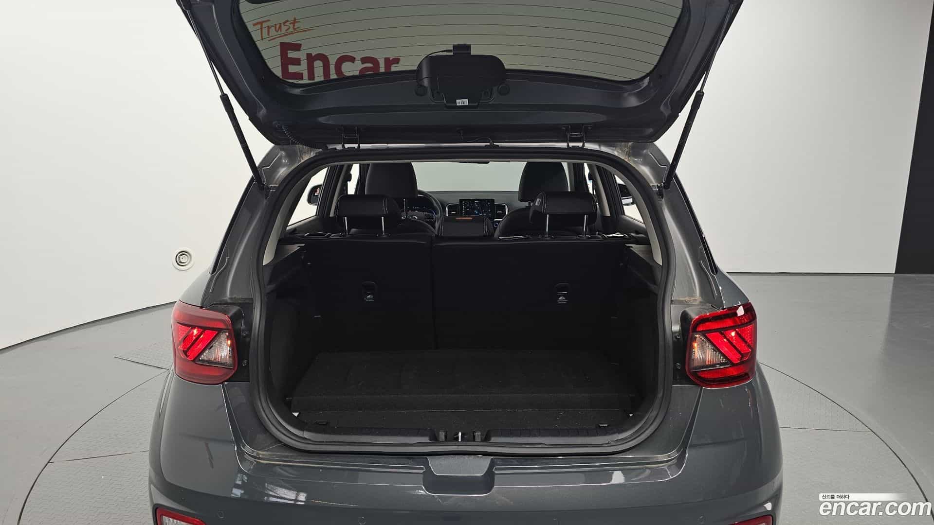 Venue Hyundai 2025.4-OPTION-024