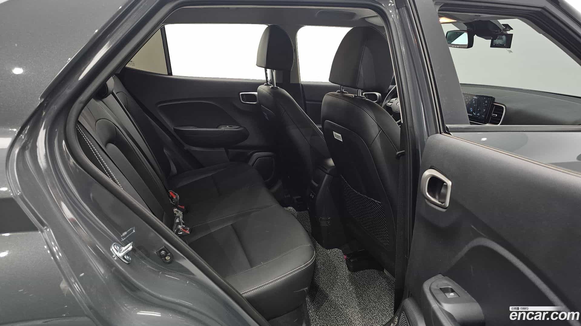 Venue Hyundai 2025.4-INNER-036