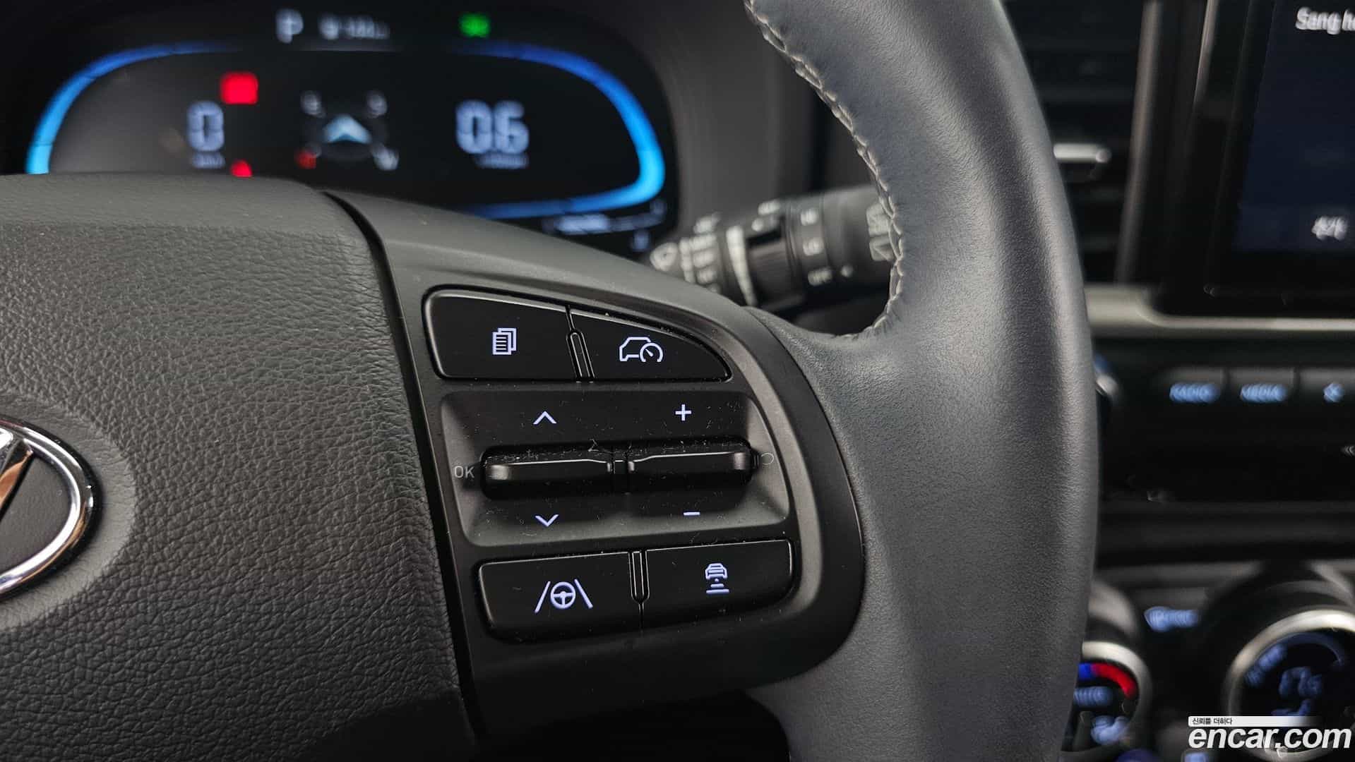 Venue Hyundai 2025.4-OPTION-042