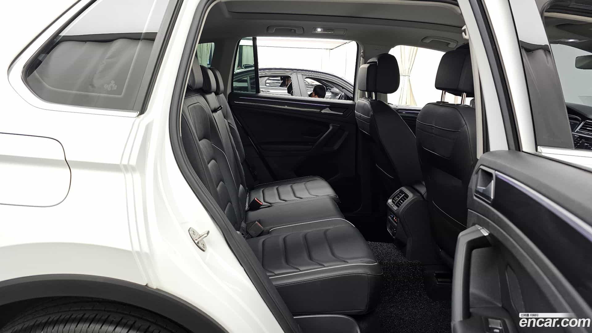 Tiguan Volkswagen 2023.6-OPTION-016