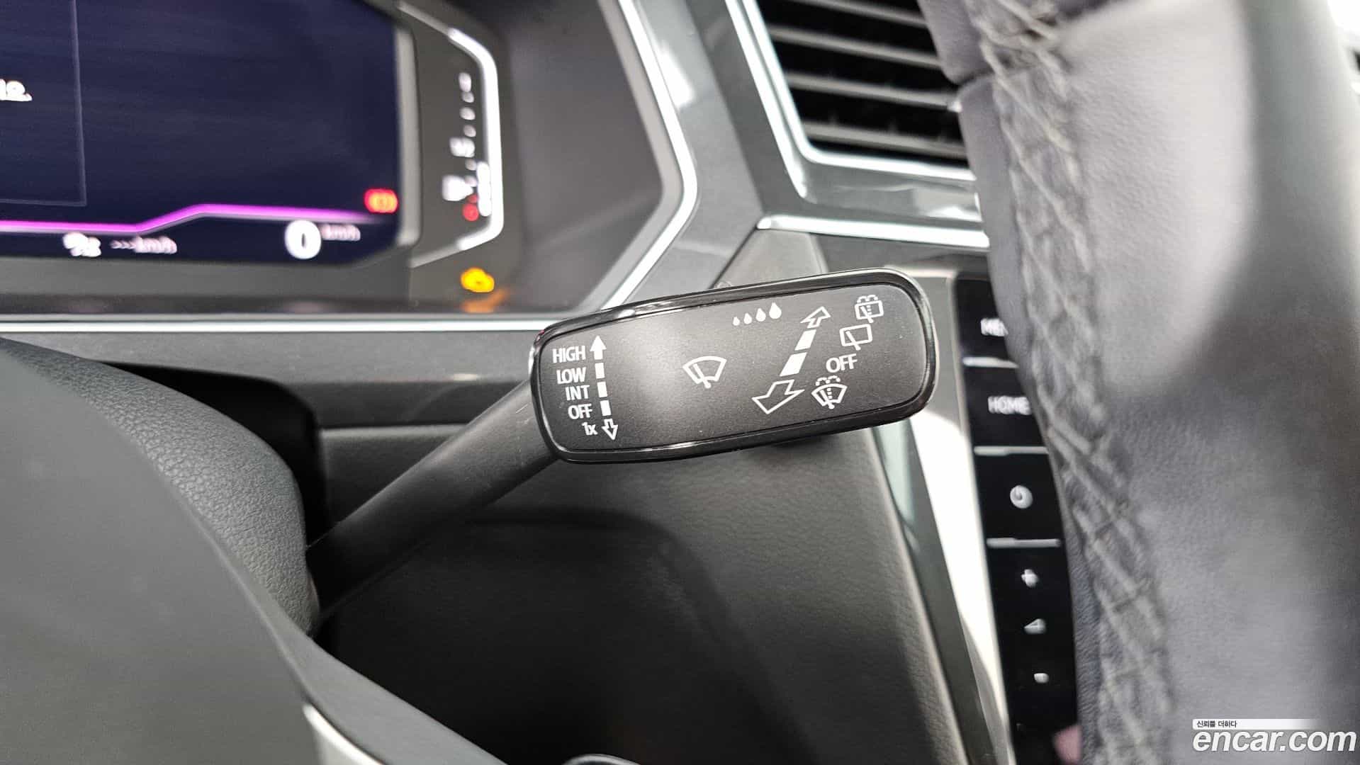 Tiguan Volkswagen 2023.6-OPTION-043