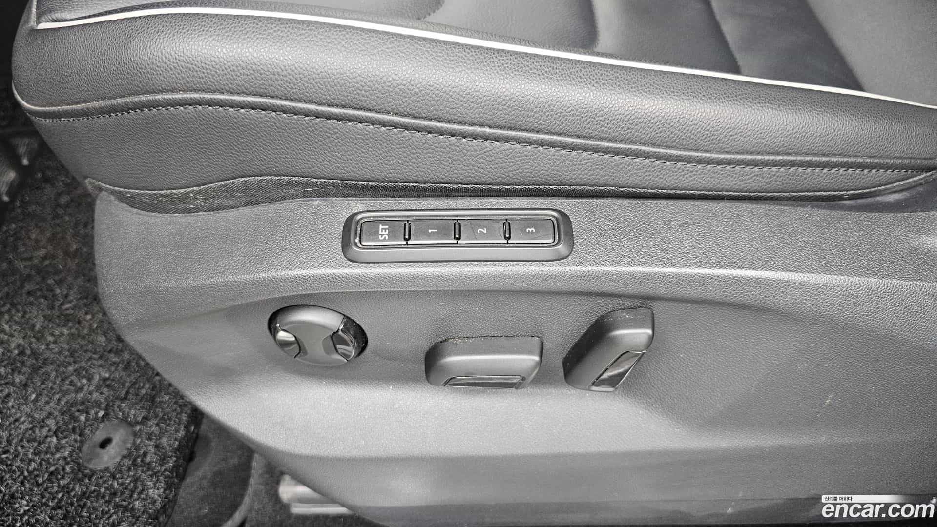 Tiguan Volkswagen 2023.6-OPTION-044