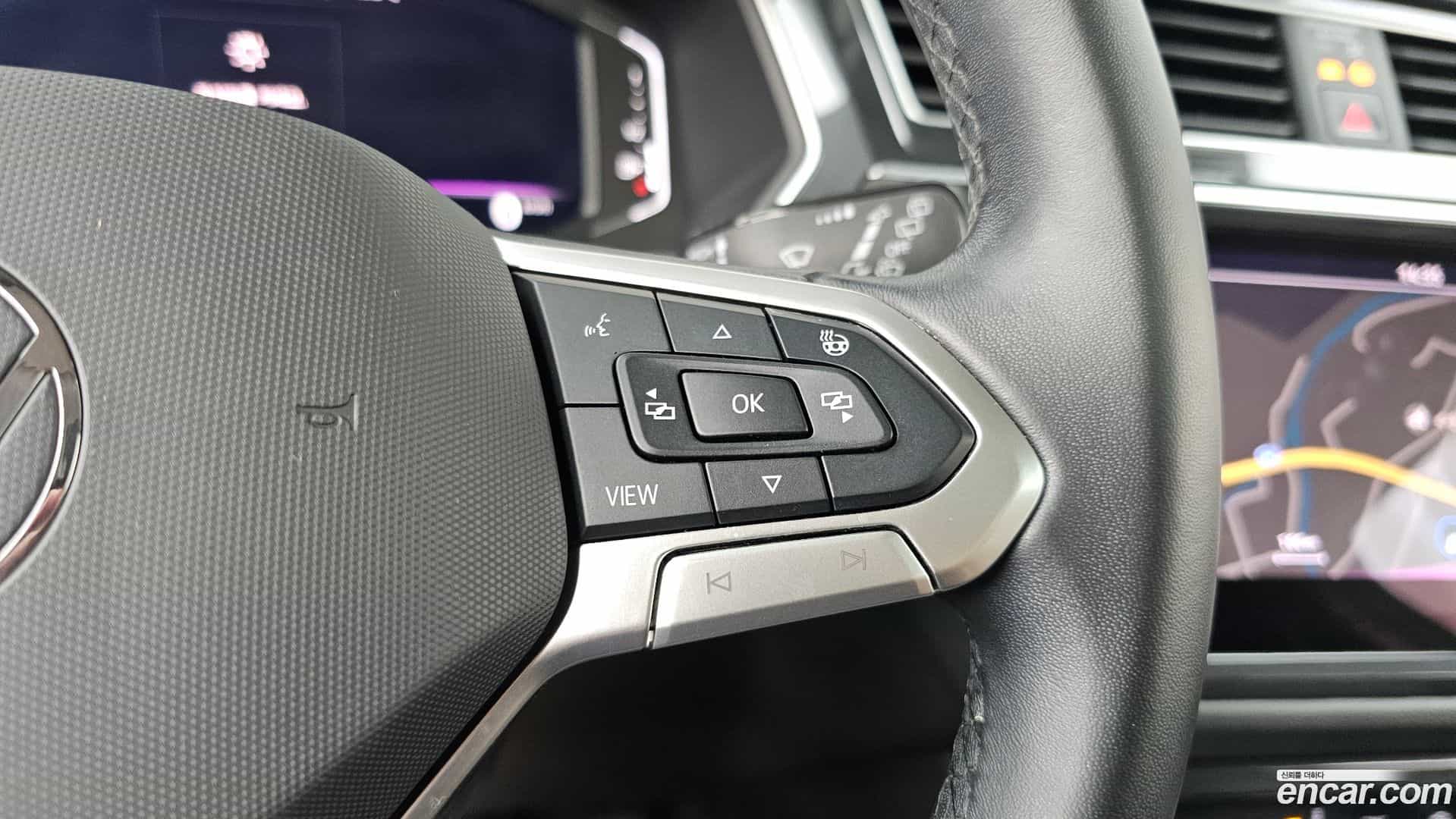 Tiguan Volkswagen 2023.6-OPTION-046