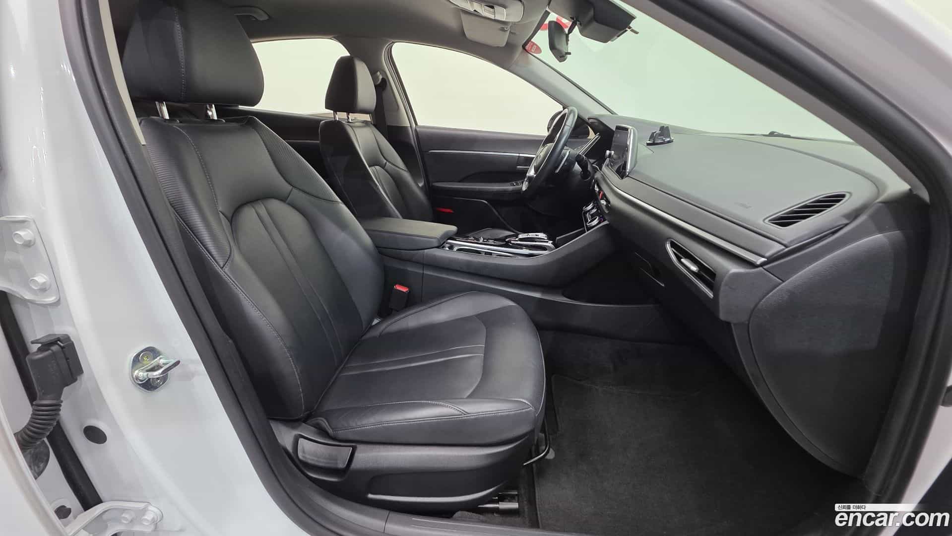 Sonata Hyundai 2022.3-INNER-010