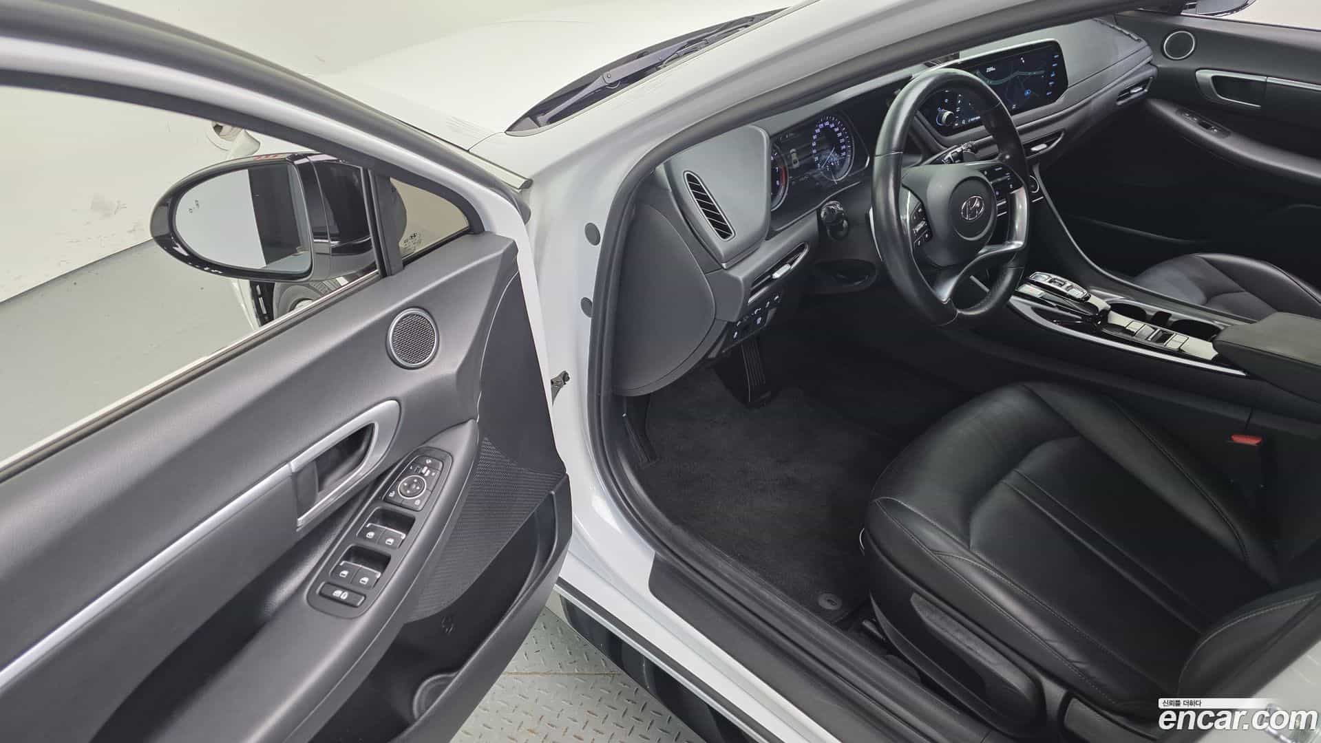 Sonata Hyundai 2022.3-OPTION-015
