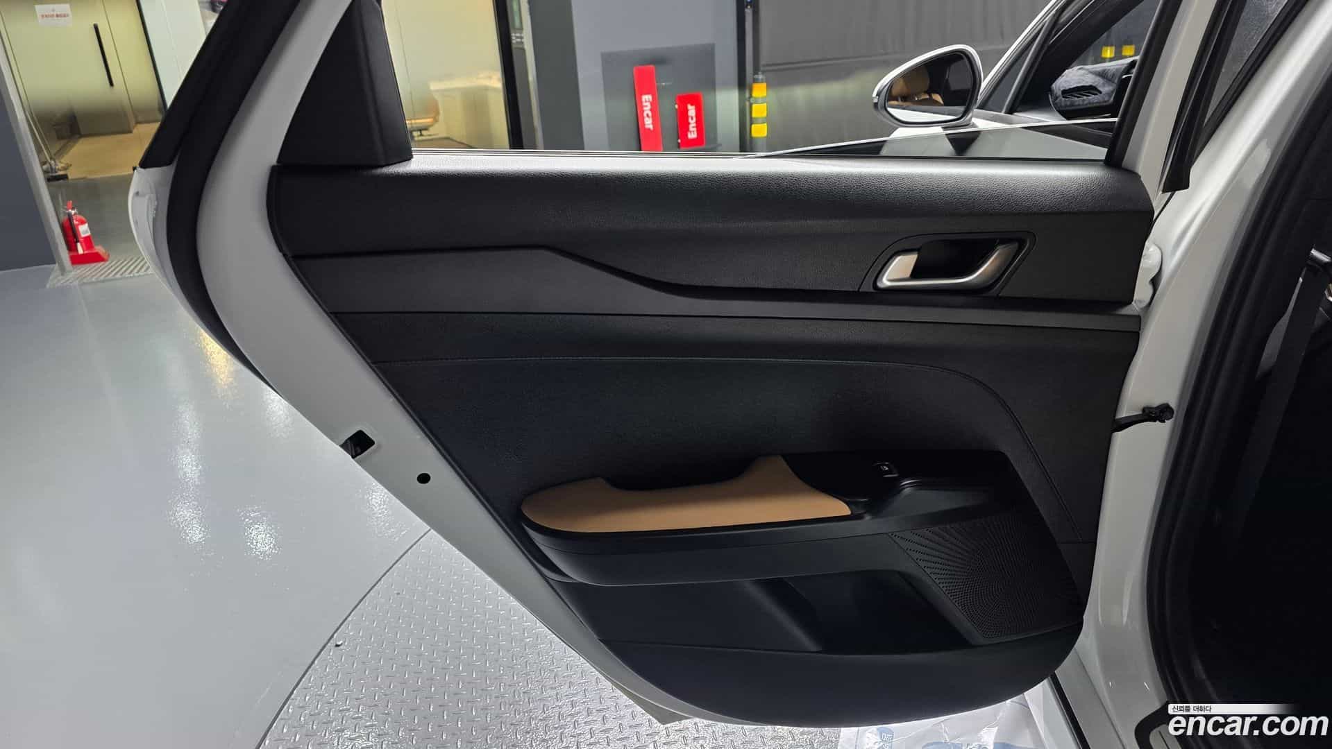 K5 Kia 2022.1-INNER-034