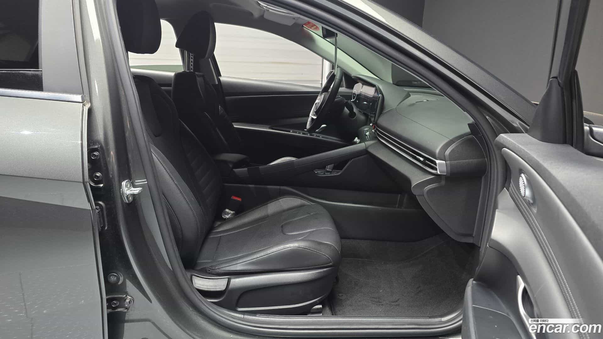 AVANTE Hyundai 2021.4-INNER-036