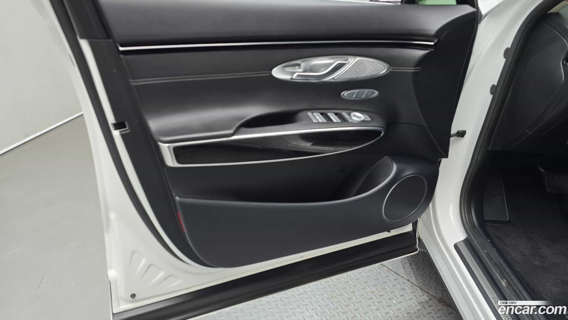 GV70 Genesis 2022.4-INNER-034