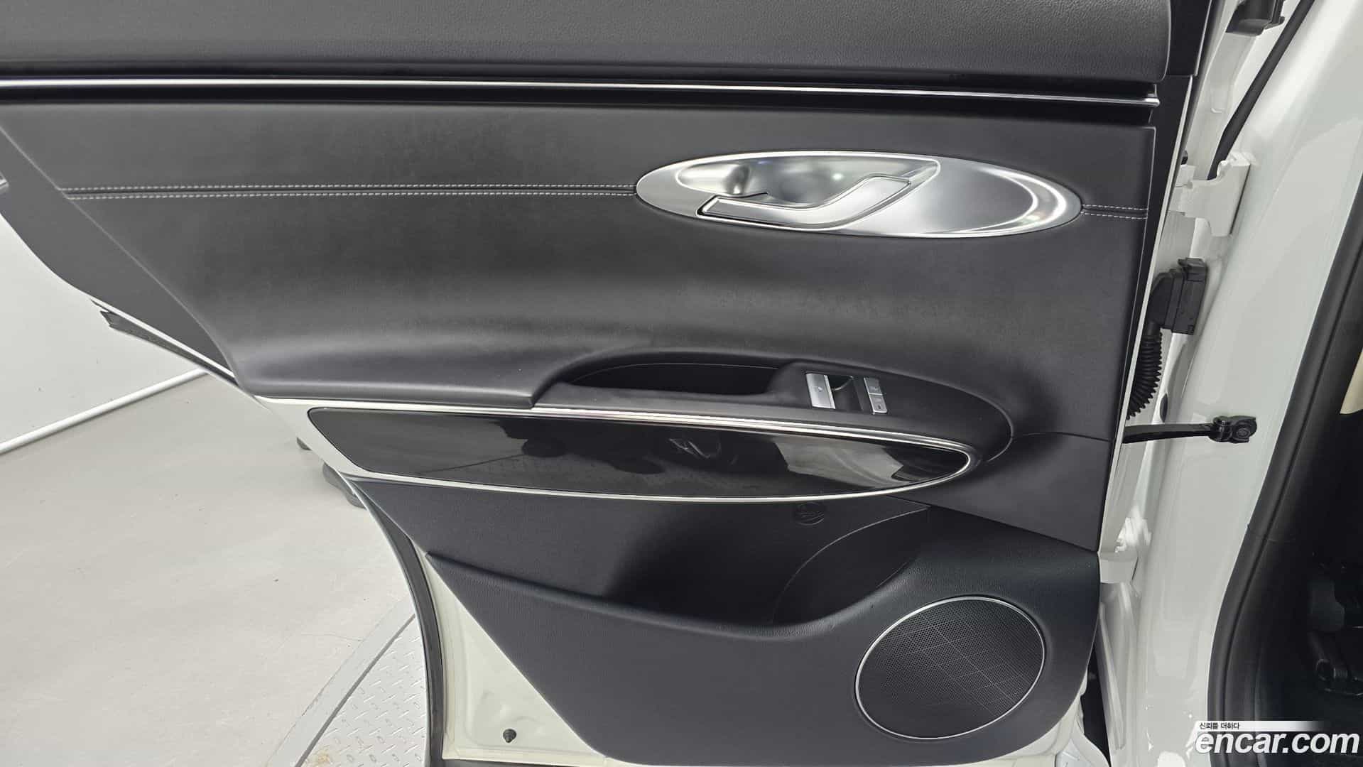 GV70 Genesis 2022.4-INNER-035