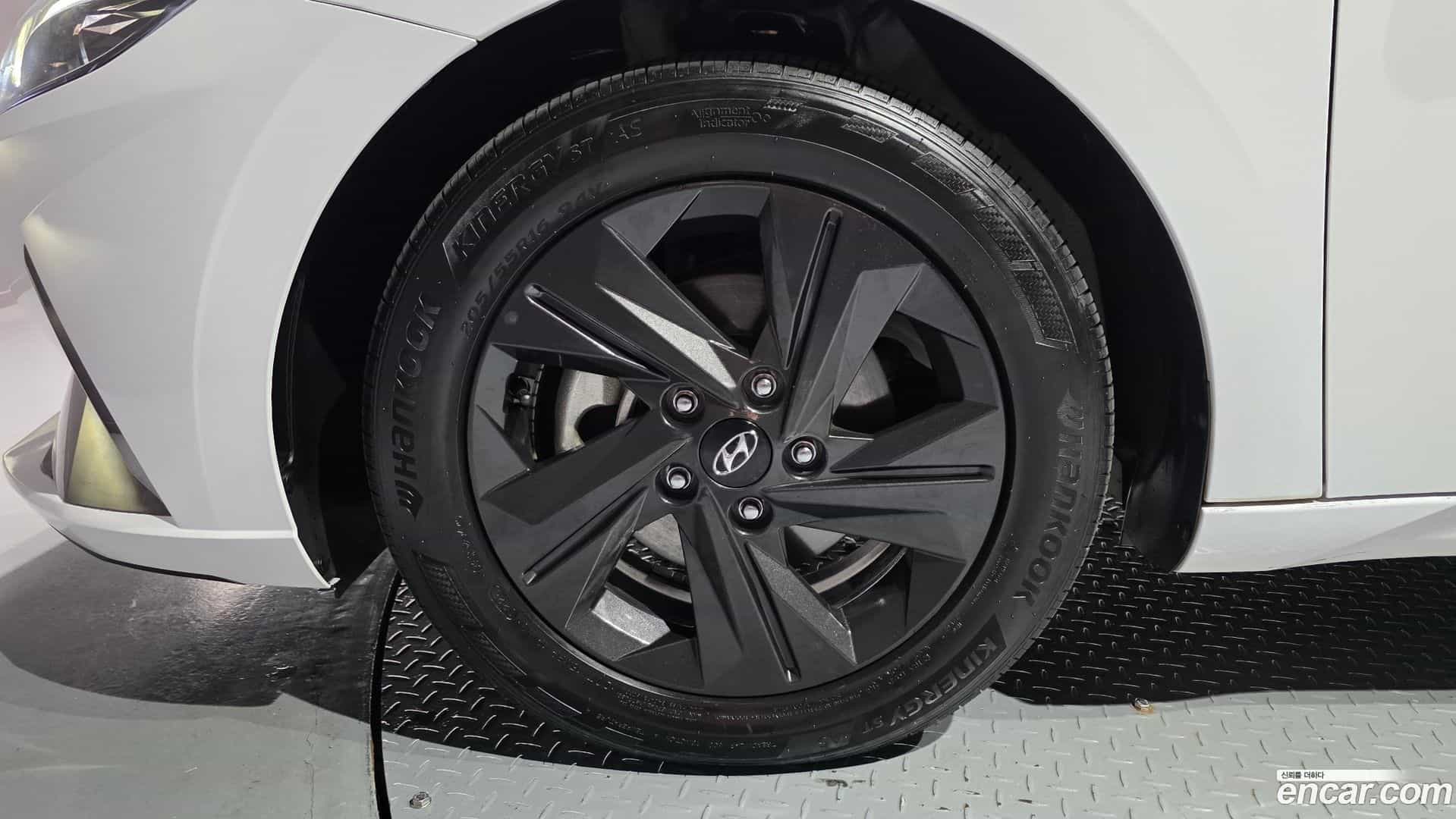 AVANTE Hyundai 2021.2-OUTER-005