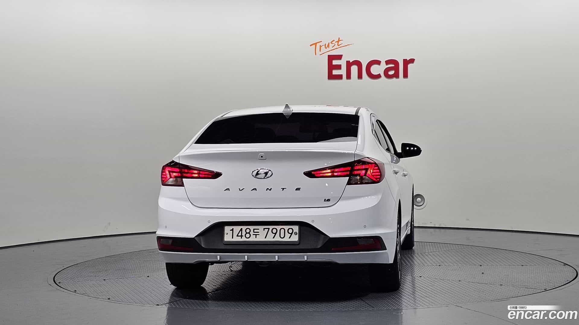 AVANTE Hyundai 2019.9-OUTER-004