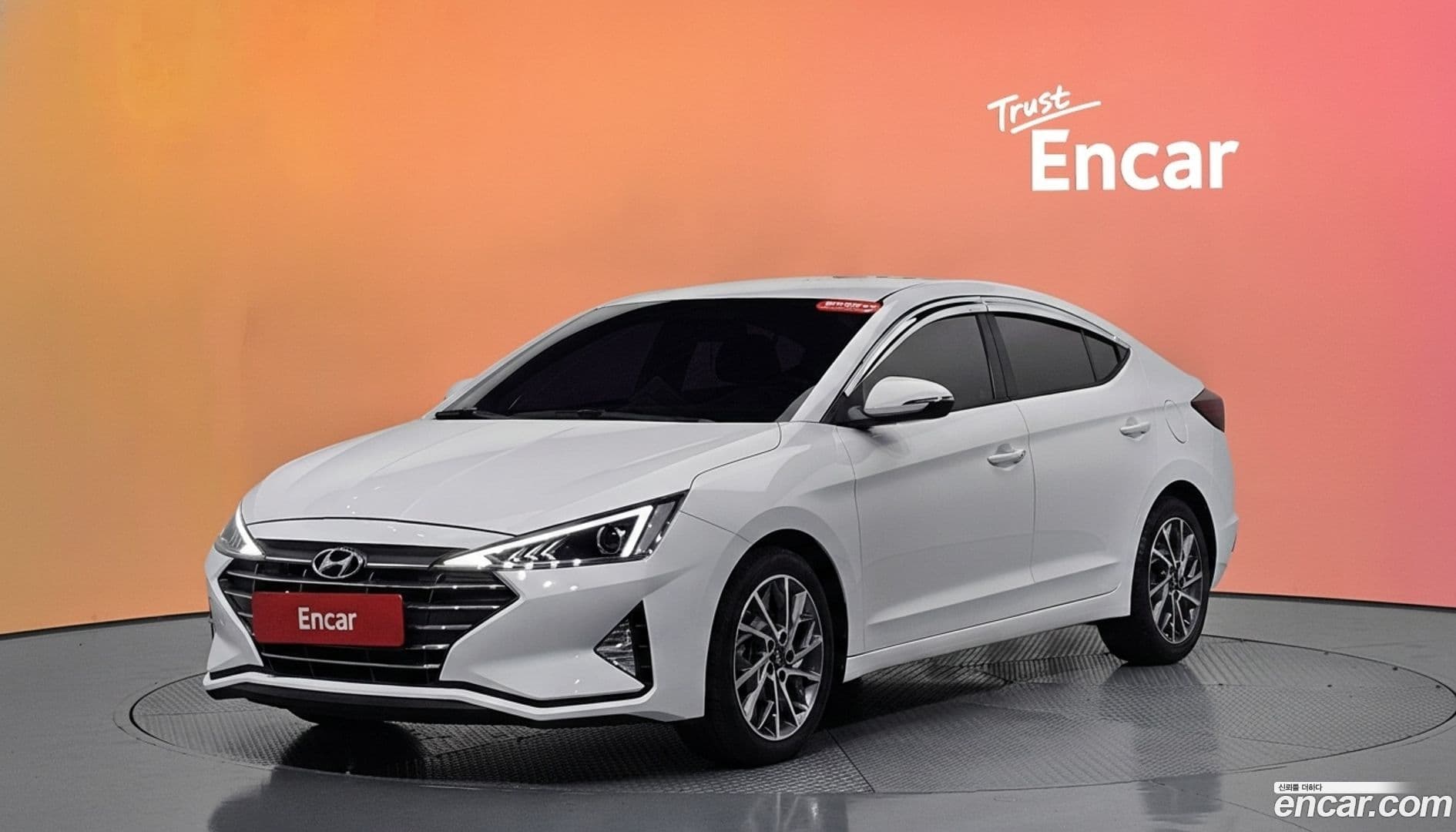 Main__Slider__Photo:AVANTE Hyundai 2019.9-0