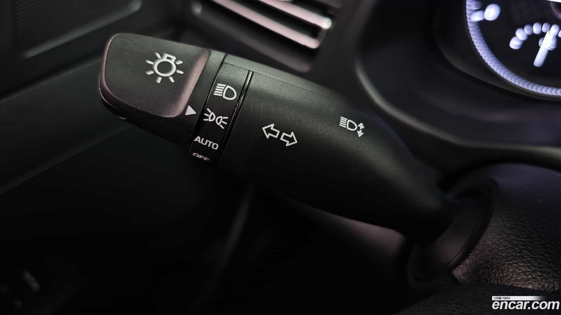 AVANTE Hyundai 2019.9-OPTION-042