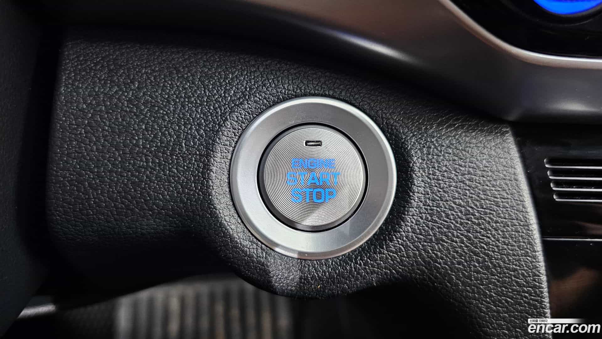 AVANTE Hyundai 2019.9-OPTION-045