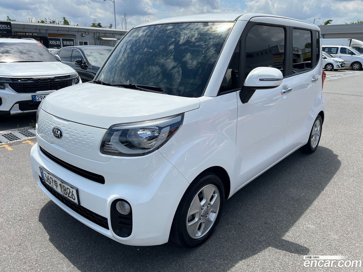 Main__Slider__Photo:RAY Kia 2020.8-0