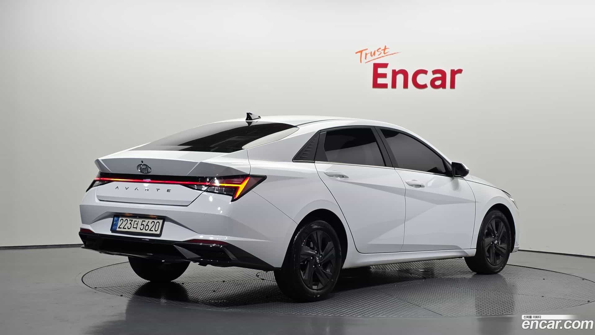 AVANTE Hyundai 2021.0-OUTER-002