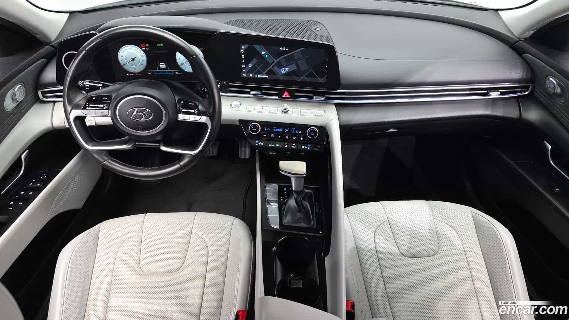 AVANTE Hyundai 2021.0-INNER-007