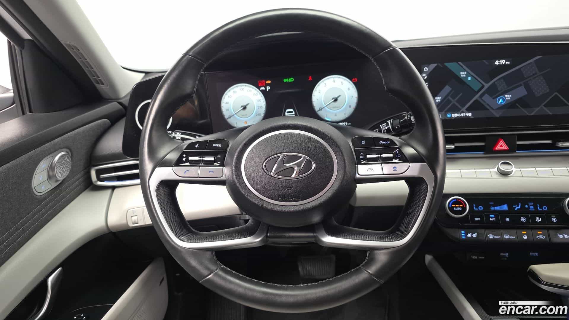 AVANTE Hyundai 2021.0-OPTION-017
