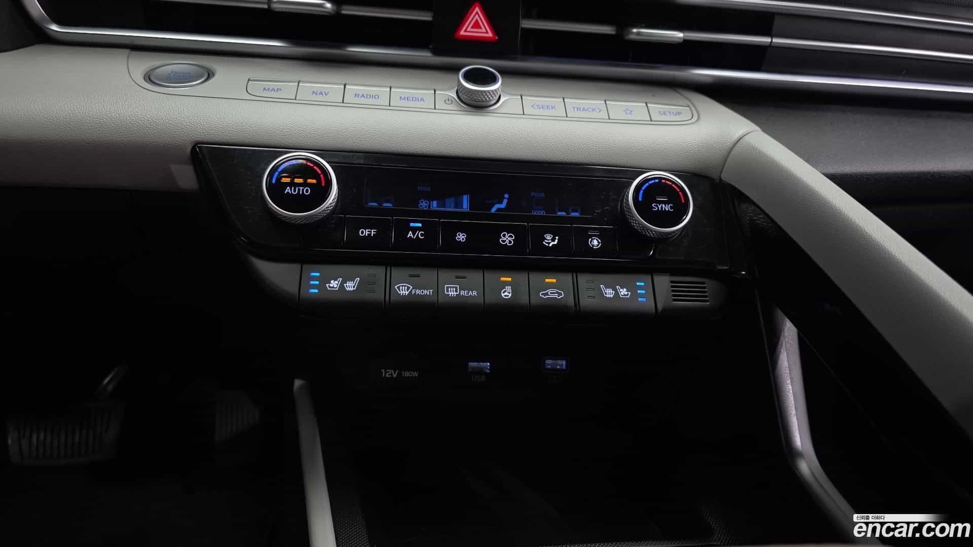 AVANTE Hyundai 2021.0-OPTION-021