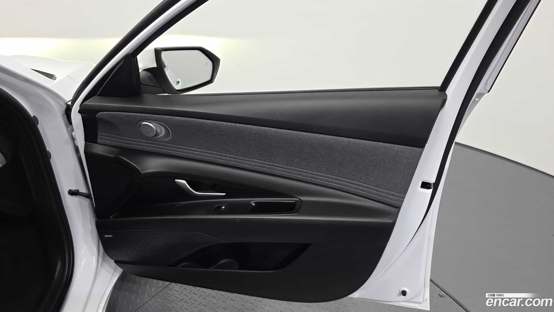AVANTE Hyundai 2021.0-INNER-034