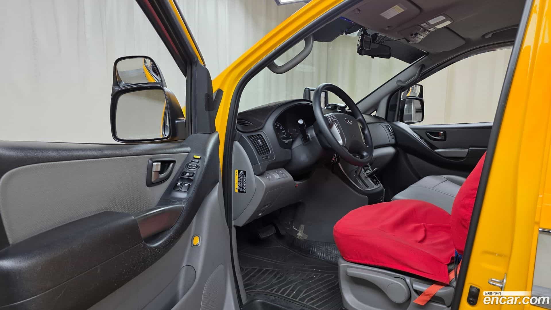 Starex Hyundai 2019.3-INNER-010