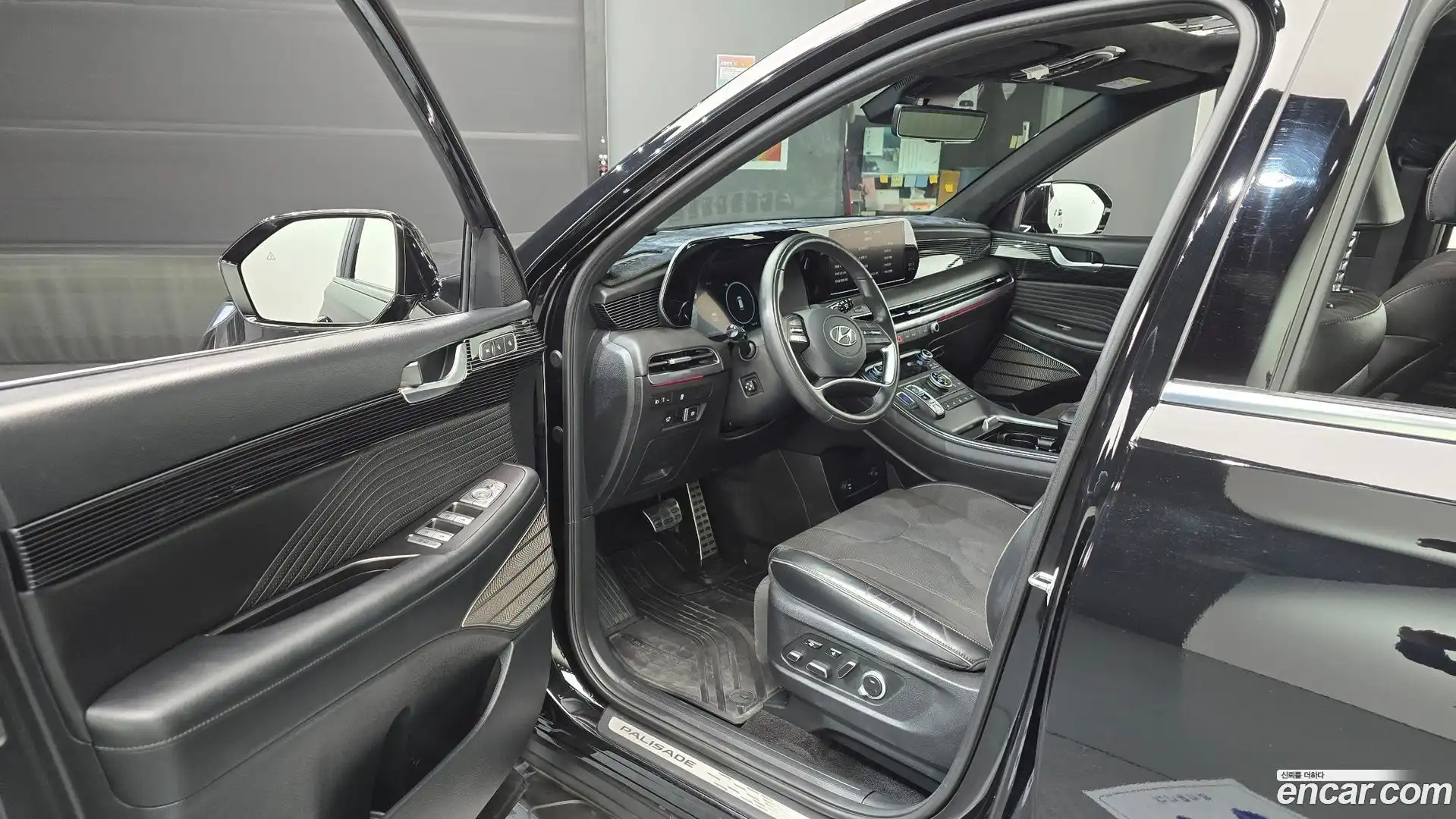 Palisade Hyundai 2023.9-INNER-010
