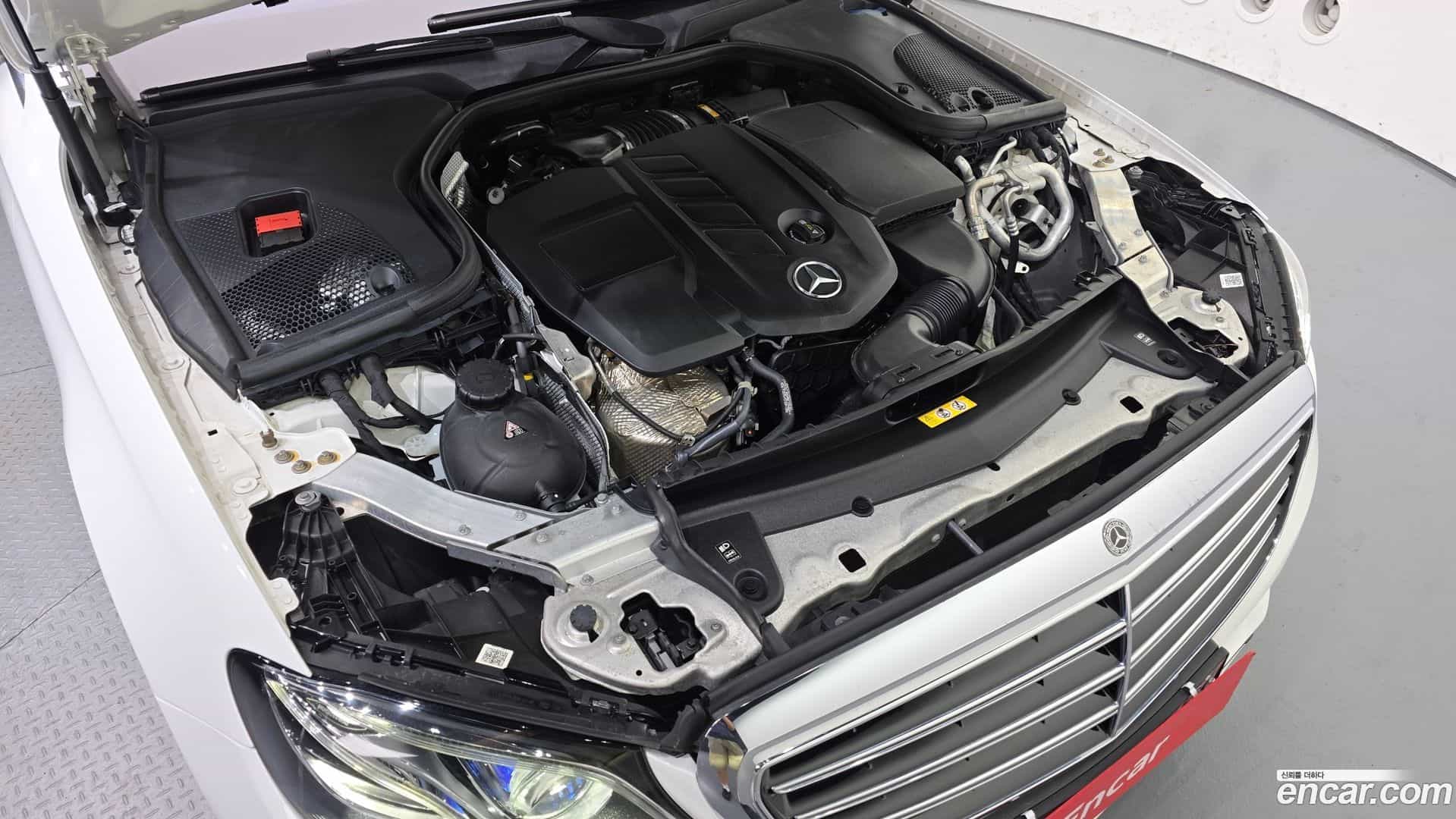 E-Class Mercedes-Benz 2019.5-OUTER-006