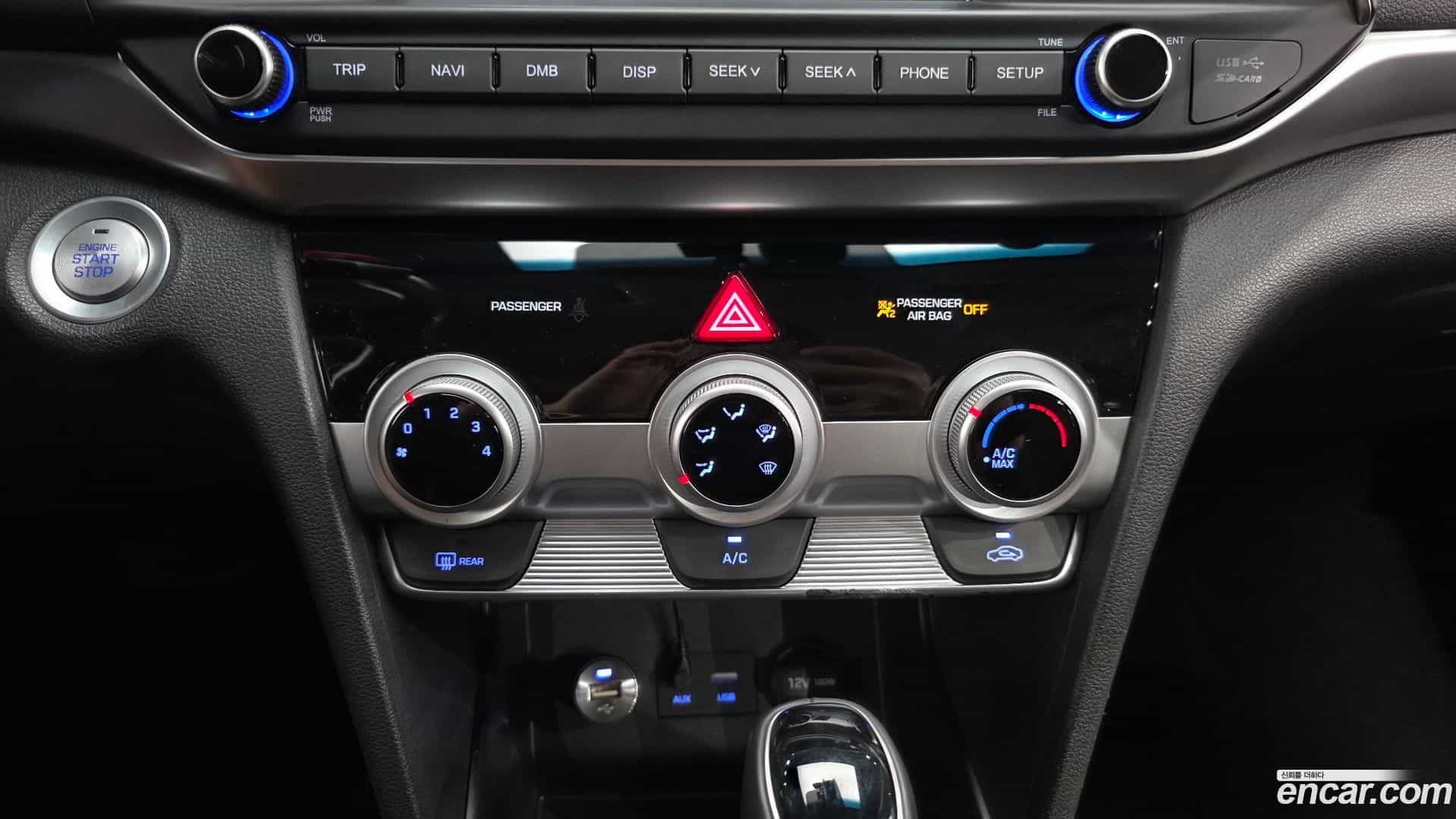 AVANTE Hyundai 2018.11-OPTION-021