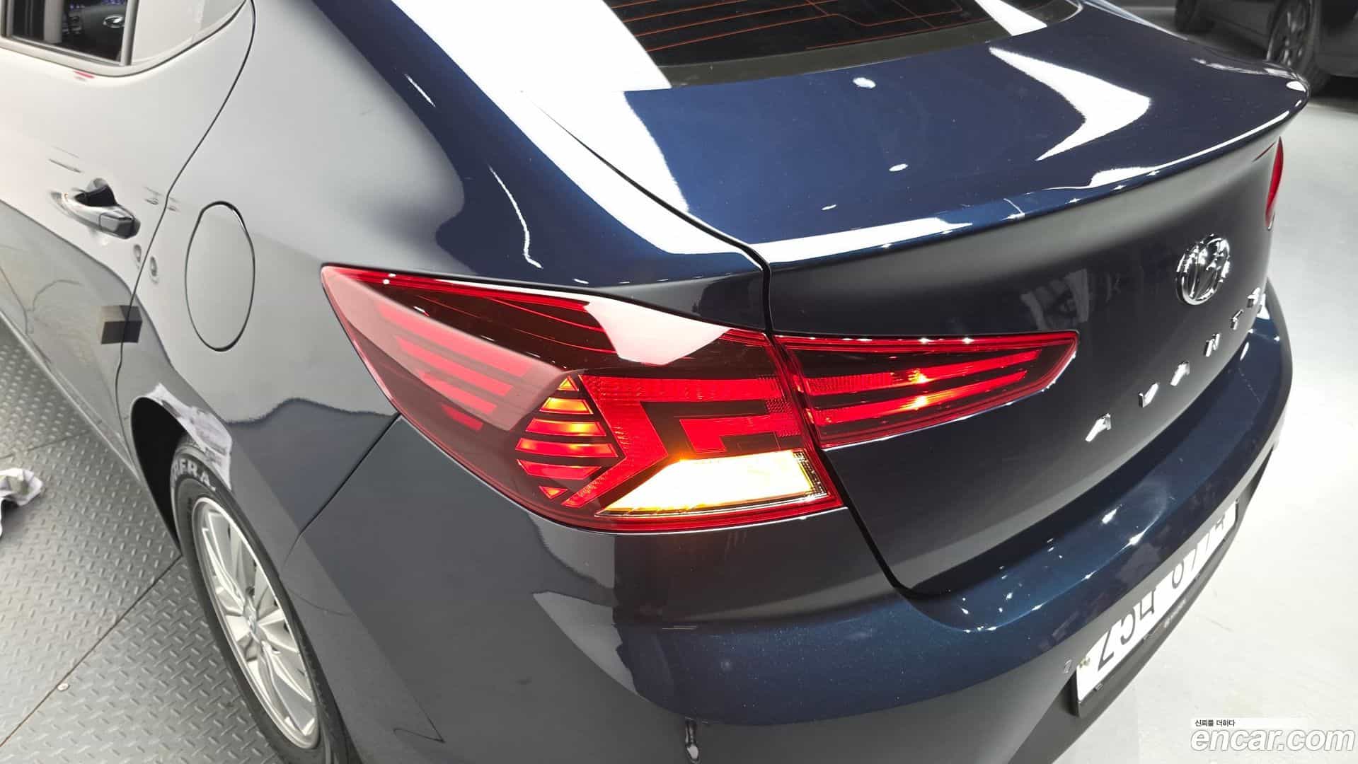 AVANTE Hyundai 2018.11-OUTER-033