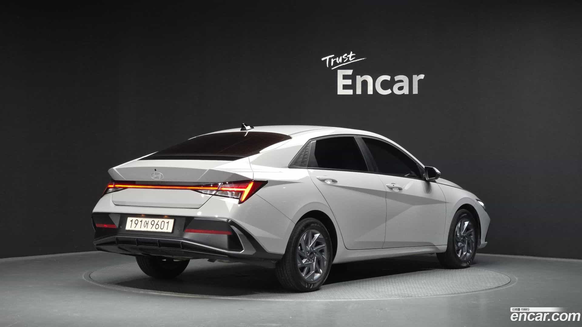 AVANTE Hyundai 2025.9-OUTER-002