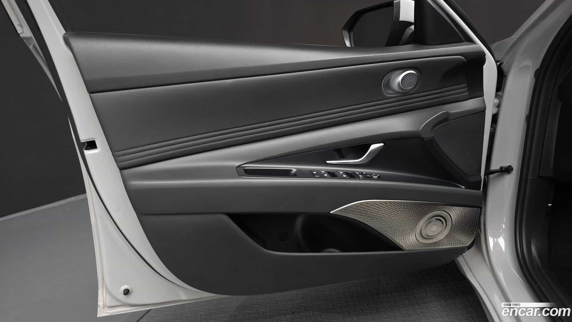 AVANTE Hyundai 2025.9-INNER-034