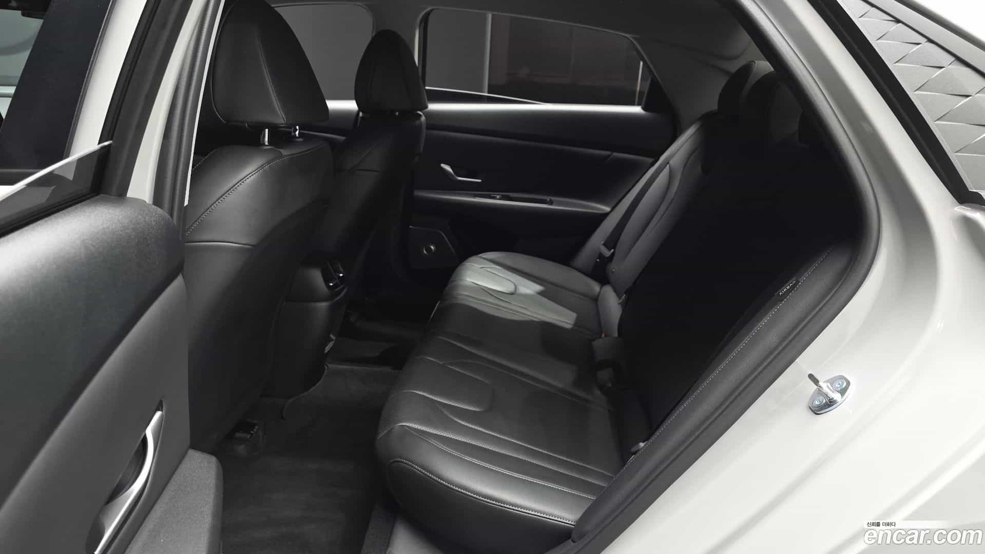 AVANTE Hyundai 2025.9-INNER-036