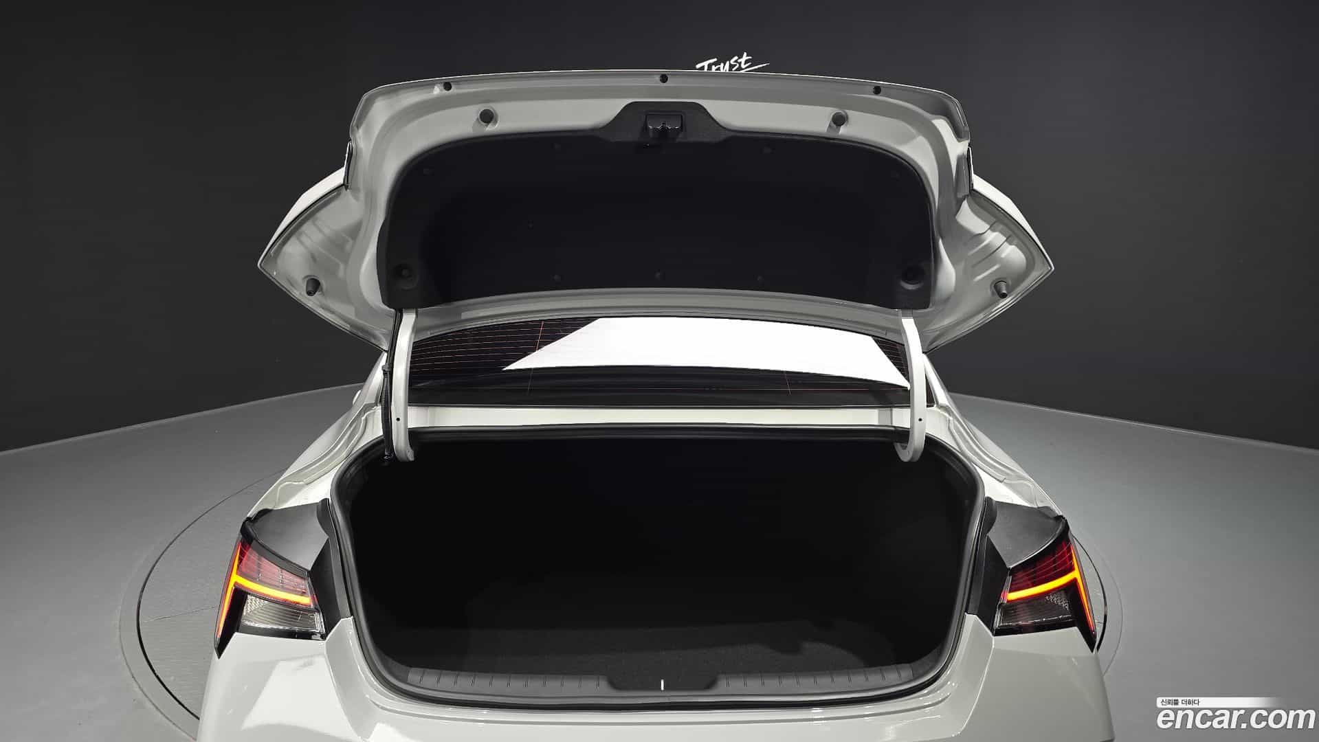 AVANTE Hyundai 2025.9-OPTION-043
