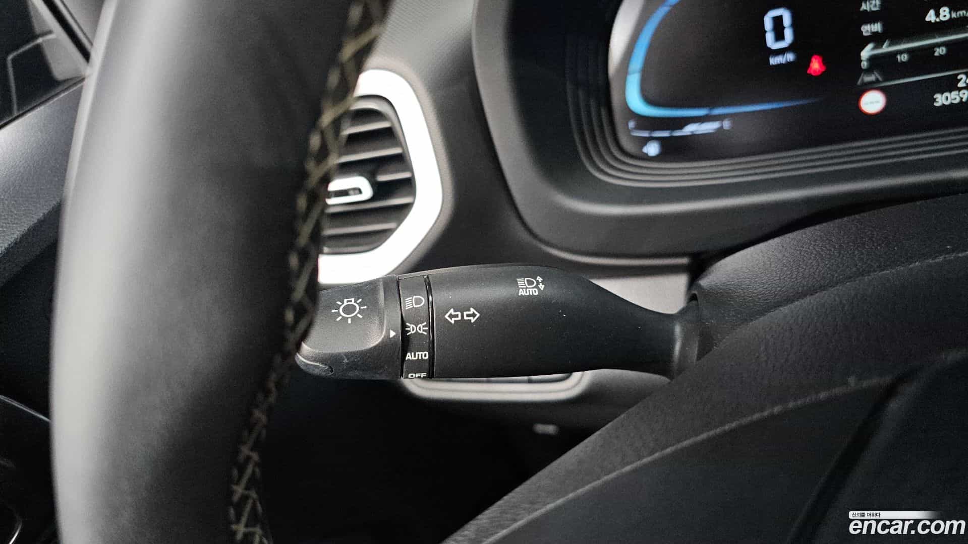 Venue Hyundai 2022.10-OPTION-040