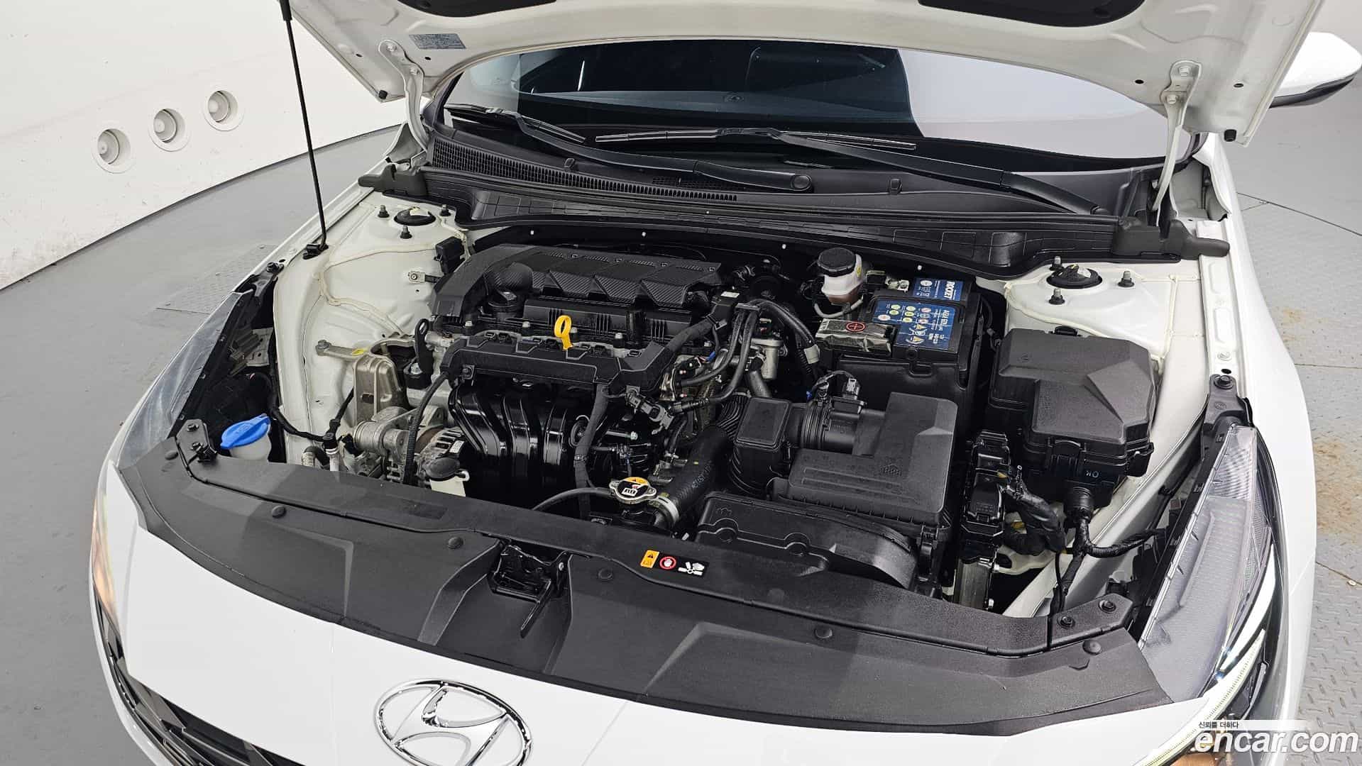 AVANTE Hyundai 2022.1-OUTER-006
