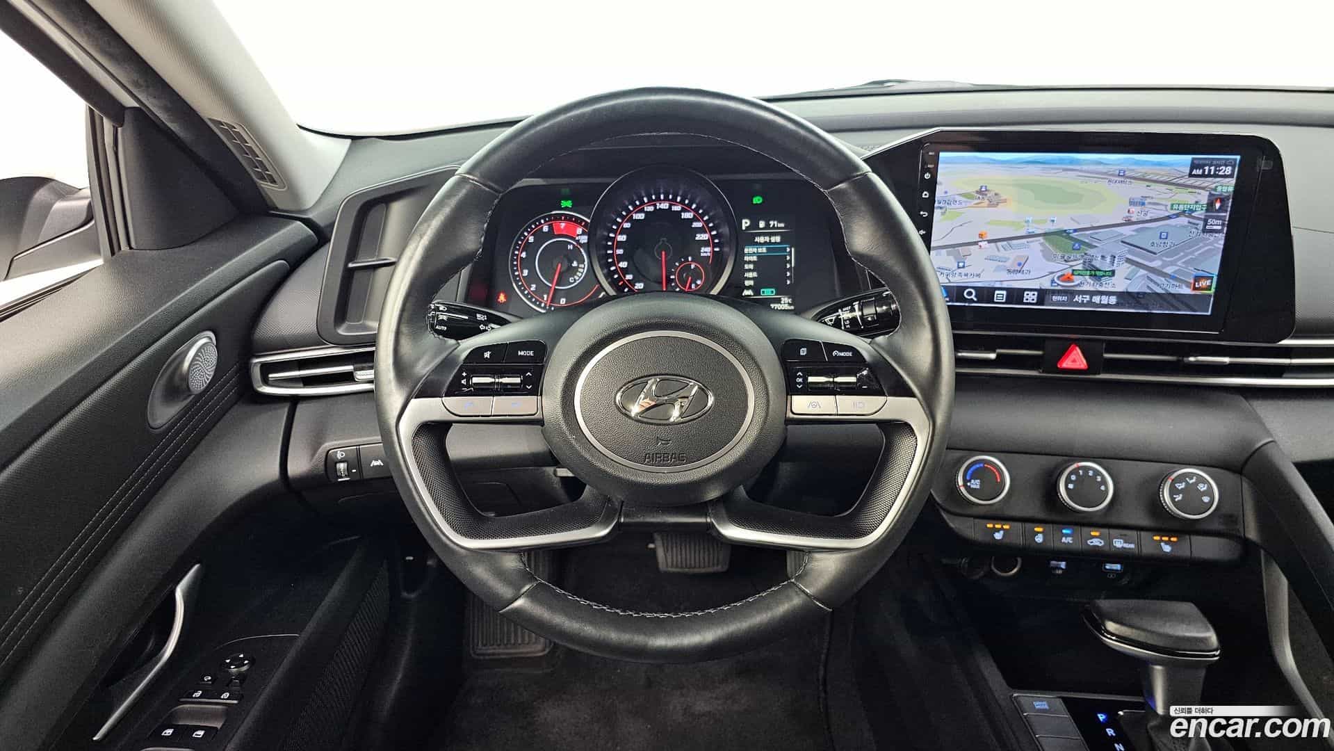 AVANTE Hyundai 2022.1-OPTION-016