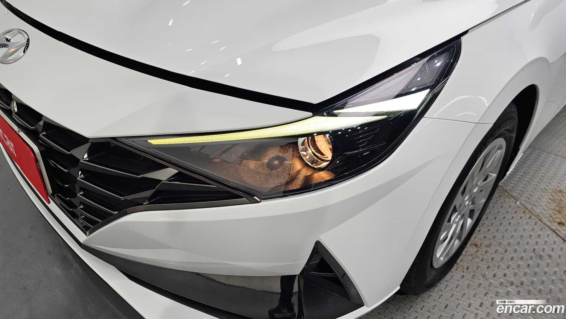 AVANTE Hyundai 2022.1-OUTER-032
