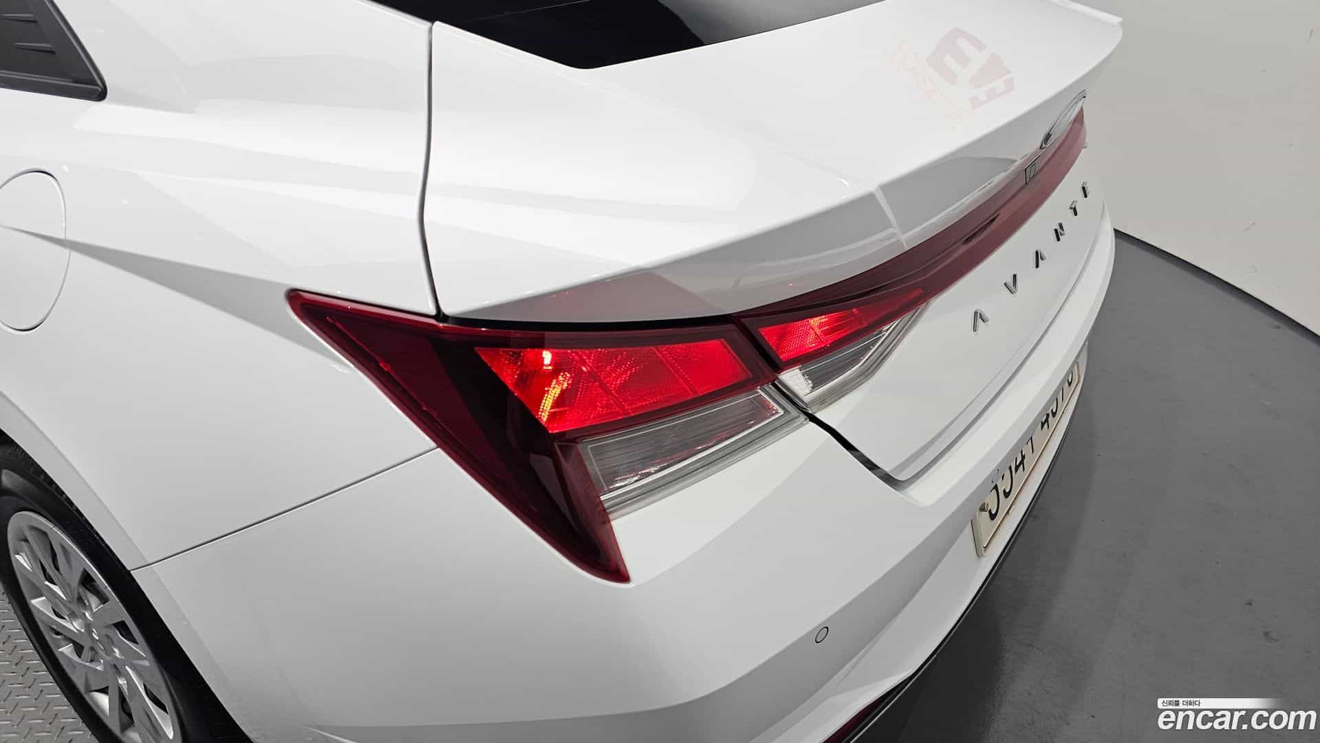 AVANTE Hyundai 2022.1-OUTER-033