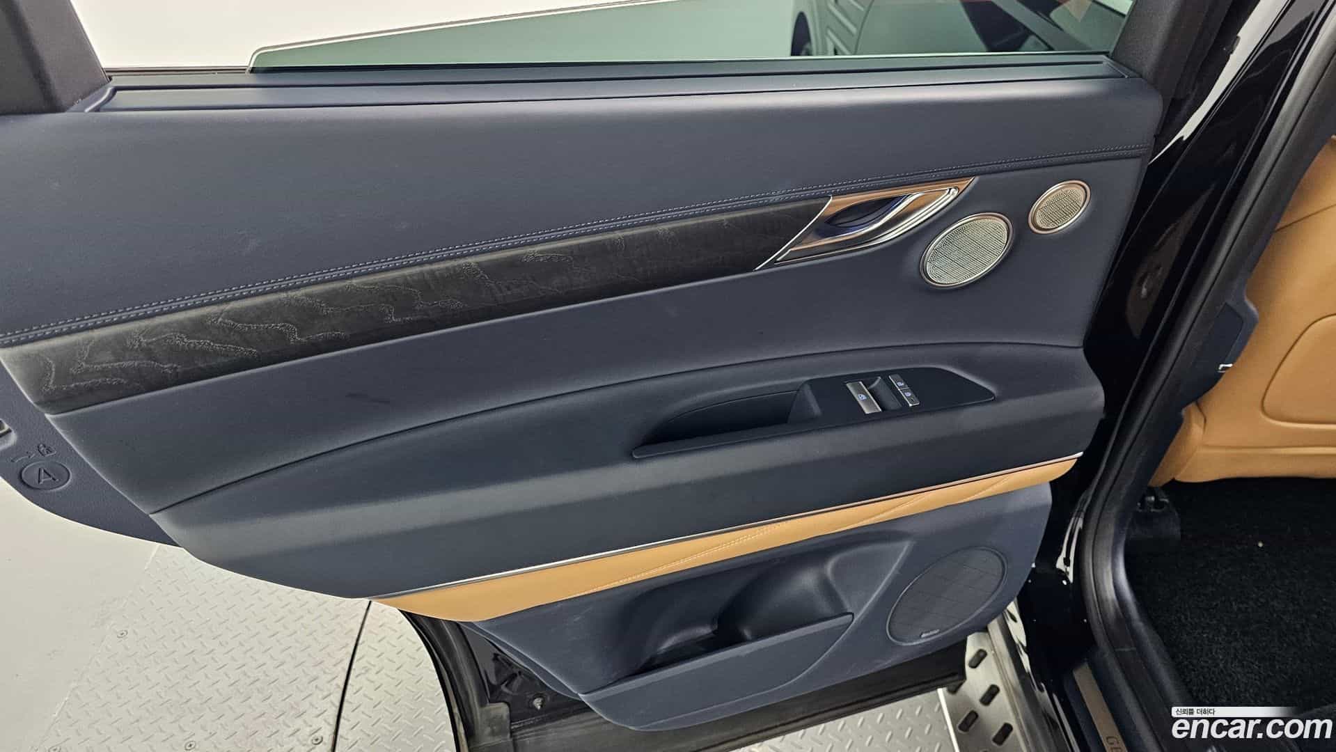 GV80 Genesis 2022.4-INNER-035